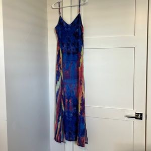 Never worn Lulus maxi dress